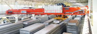 Sistemas de guindastes de cargas pesadas para placas siderúrgicas e bobinas